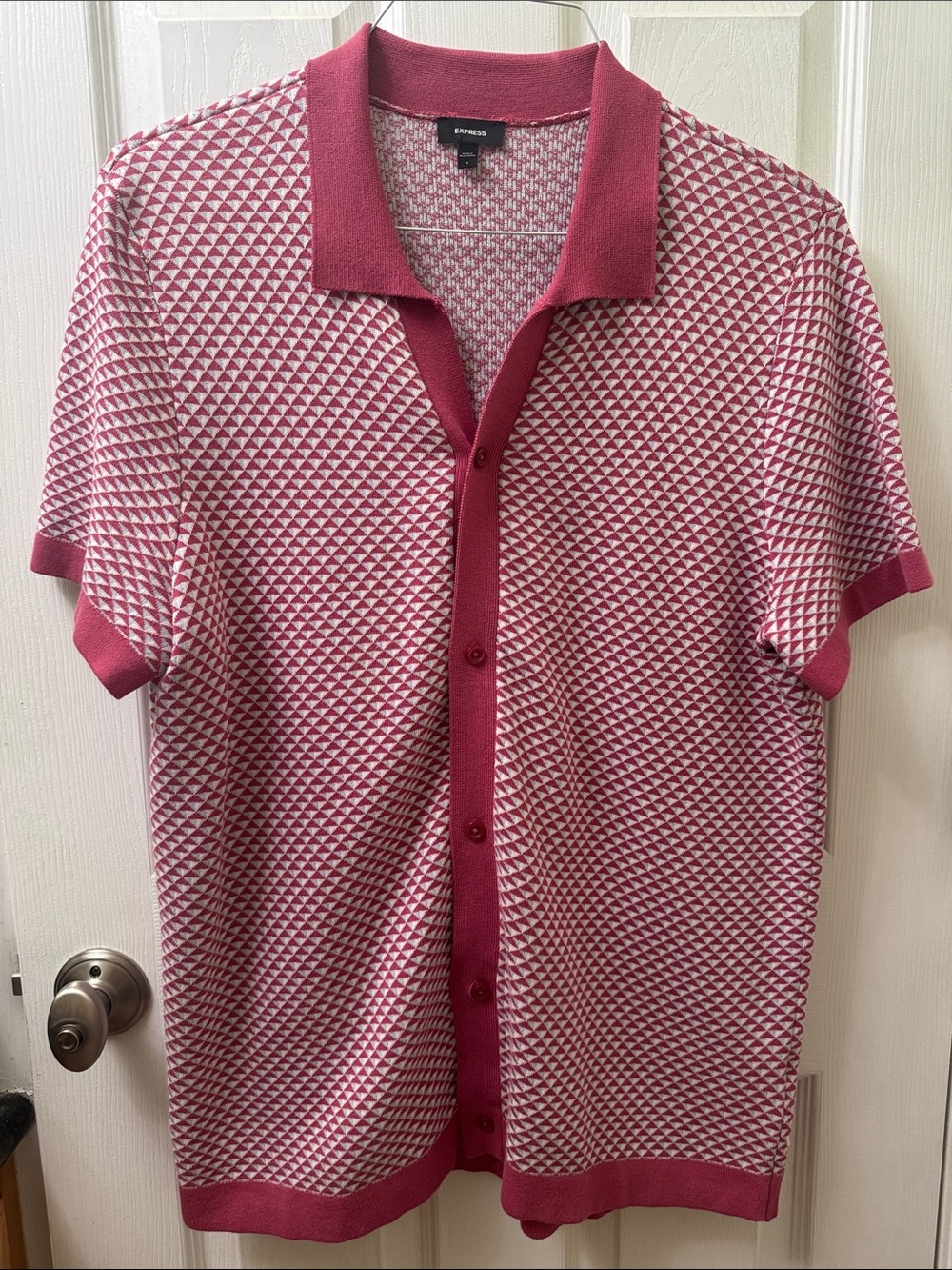 Express Men's Short Sleeve Button-Up Shirt - Pink & White Pattern